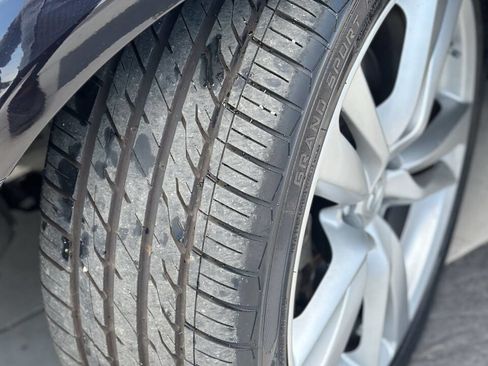 Used 2014 INFINITI Q60 Convertible w/ Premium Package image 21