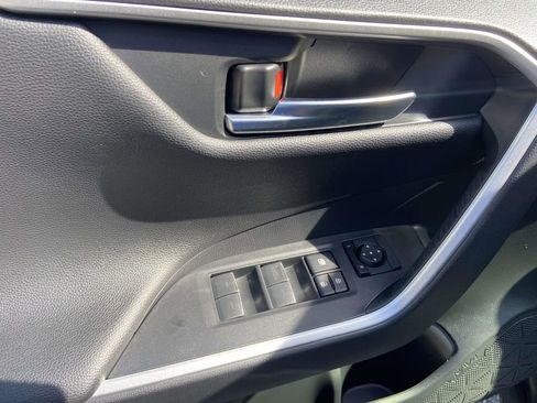 Used 2025 Toyota RAV4 XSE image 16