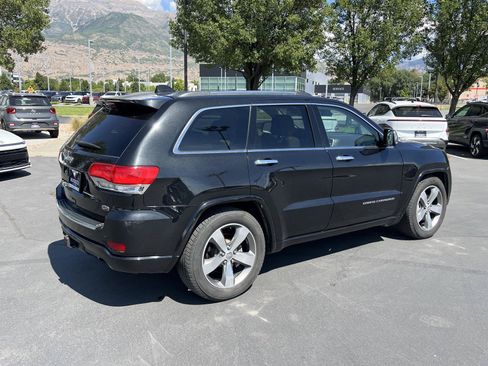 Used 2015 Jeep Grand Cherokee Overland w/ Advanced Technology Group AWD/4WD image 7