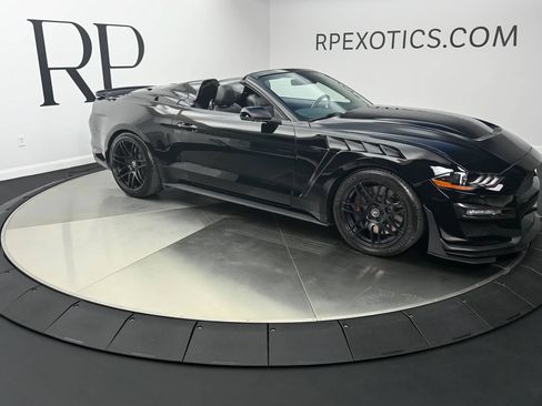Used 2019 Ford Mustang GT Premium w/ GT Performance Package RWD image 8