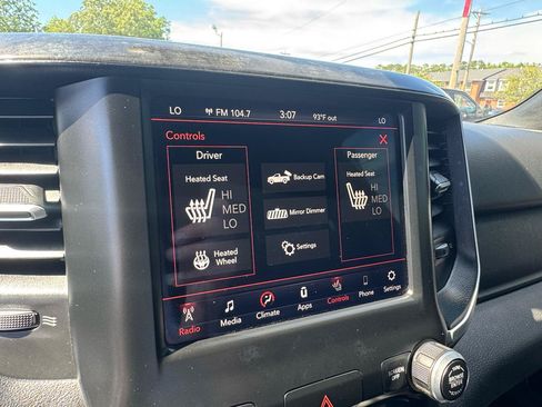 Used 2020 RAM 1500 Big Horn AWD/4WD image 30