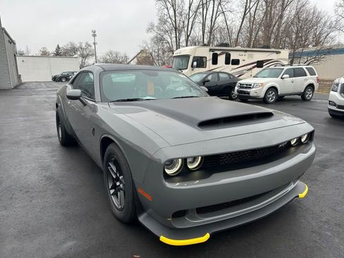 Used 2023 Dodge Challenger SRT Hellcat Redeye RWD image 5