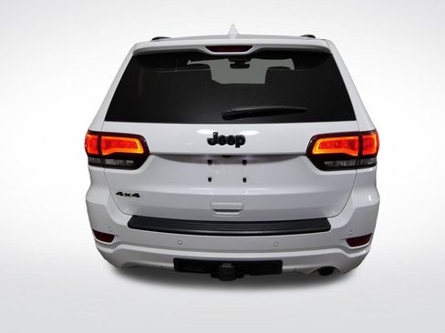 Used 2022 Jeep Grand Cherokee Laredo X AWD/4WD image 4