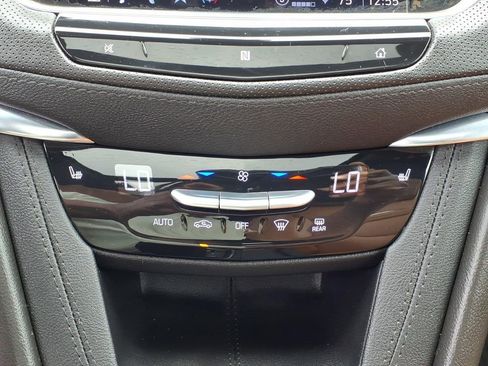 Used 2021 Cadillac XT5 Premium Luxury AWD/4WD image 8