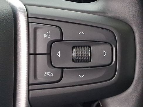 Used 2025 GMC Sierra 1500 SLT RWD image 22