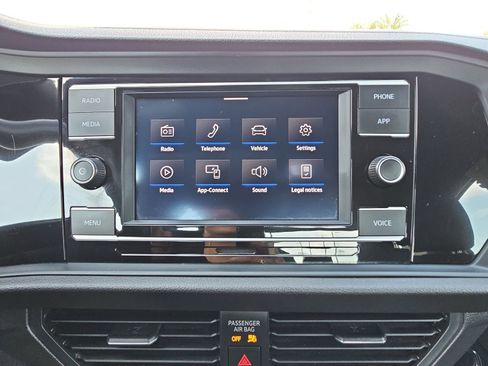 Used 2023 Volkswagen Jetta Sport image 20