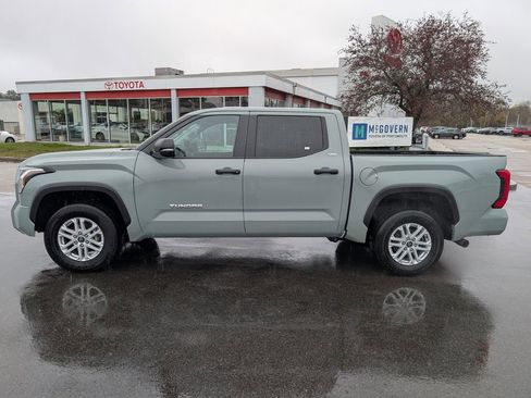 Used 2024 Toyota Tundra SR5 w/ SR5 Convenience Package AWD/4WD image 2