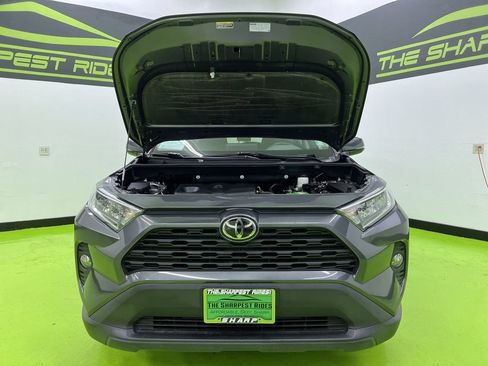 Used 2021 Toyota RAV4 XLE AWD/4WD image 4