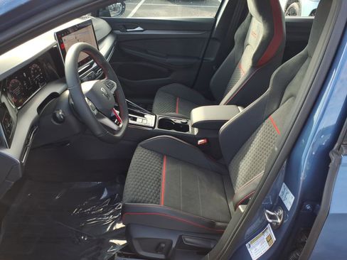 New 2026 Volkswagen GTI SE FWD image 9