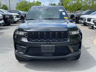 Used 2025 Jeep Grand Cherokee Altitude RWD video 2