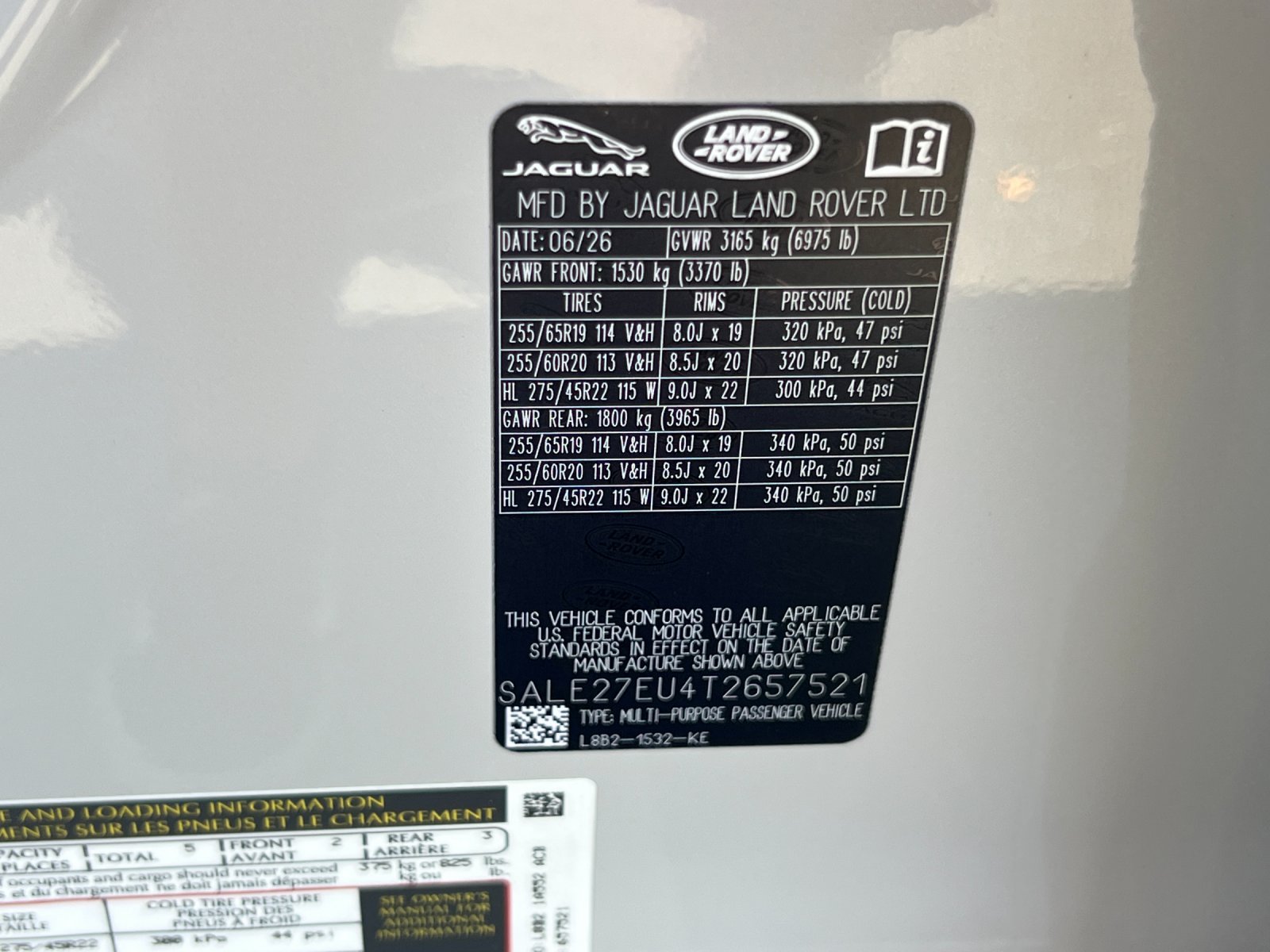 New 2026 Land Rover Defender 110 X-Dynamic SE AWD/4WD image 29