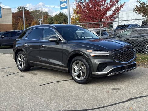 Used 2026 Genesis GV70 2.5T AWD/4WD image 3