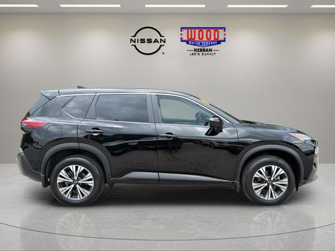 Used 2023 Nissan Rogue SV AWD/4WD image 3