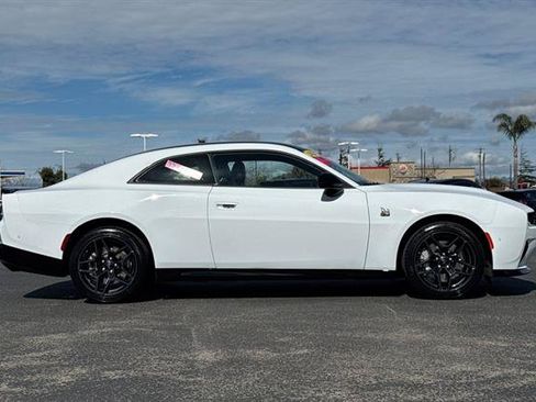 New 2026 Dodge Charger Scat Pack w/ Blacktop Package AWD/4WD image 2