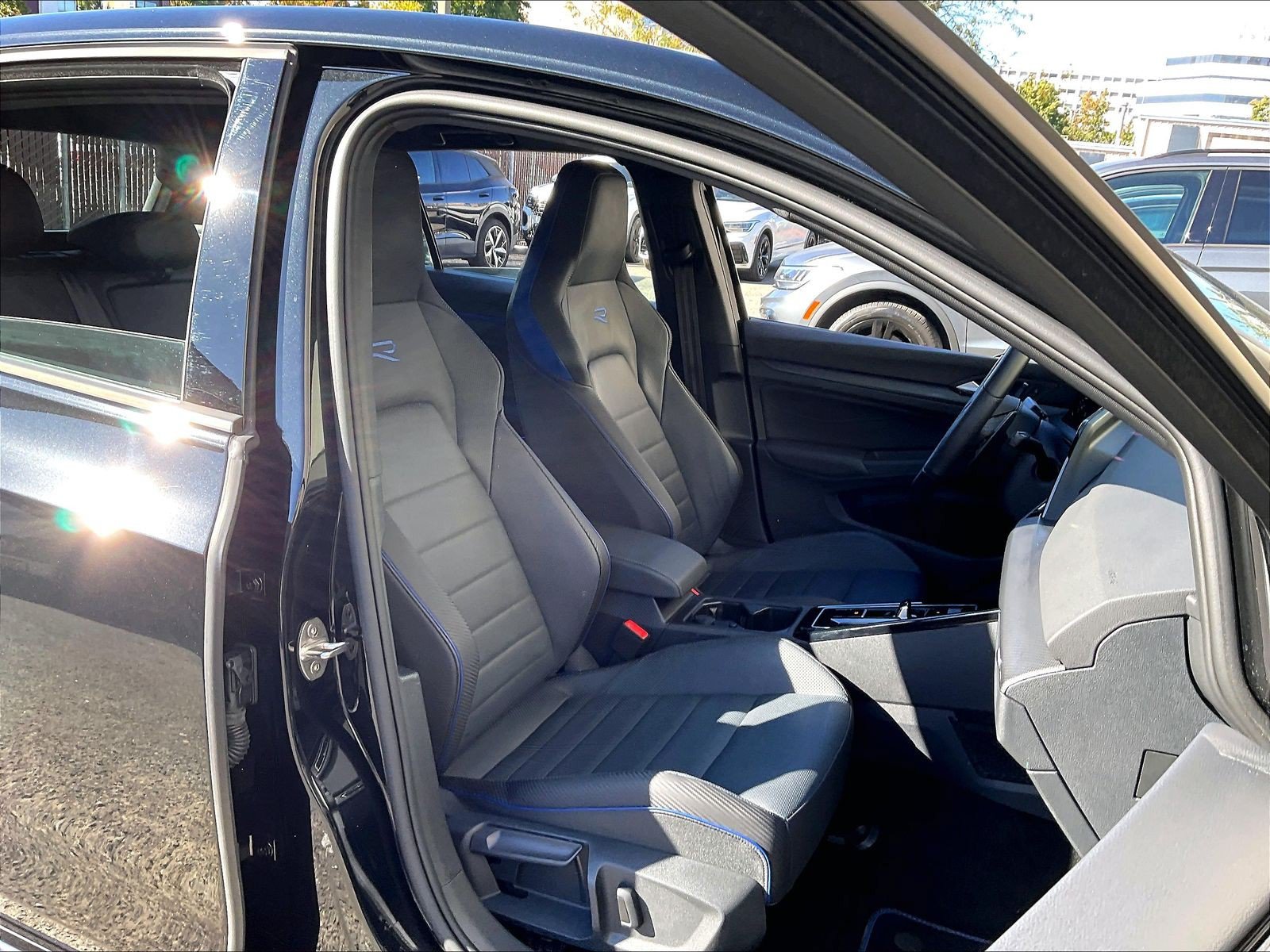 Certified 2024 Volkswagen Golf R AWD/4WD image 6