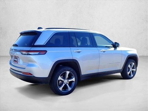 New 2026 Jeep Grand Cherokee Limited w/ Trailer Tow Package image 4