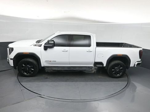 Used 2025 GMC Sierra 2500 AT4 AWD/4WD image 34