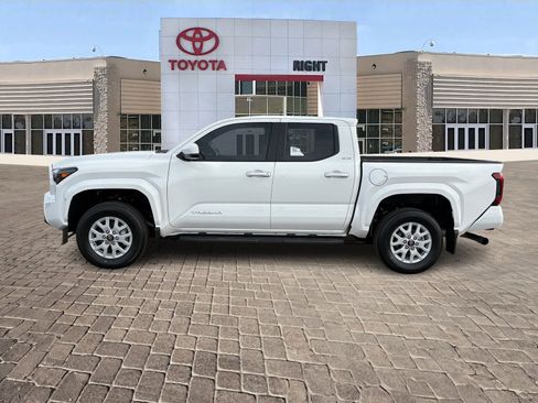 New 2026 Toyota Tacoma SR5 image 3