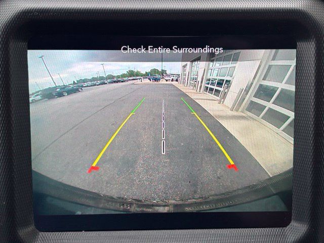 Used 2022 Jeep Wrangler Unlimited Sahara AWD/4WD image 16