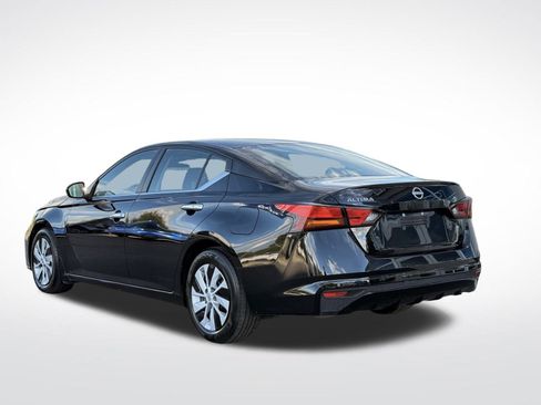Used 2023 Nissan Altima 2.5 S image 8