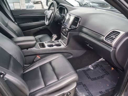Certified 2020 Jeep Grand Cherokee Limited RWD image 15