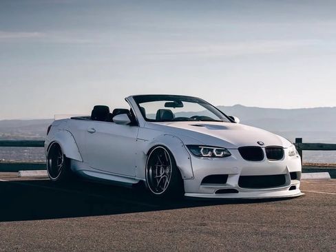 Used 2011 BMW M3 Convertible RWD image 15