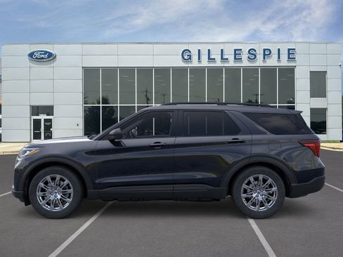 New 2026 Ford Explorer Active w/ Active Comfort Package image 3