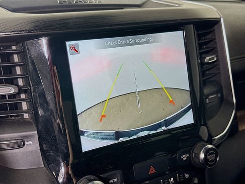 Used 2024 RAM 1500 Laramie image 10