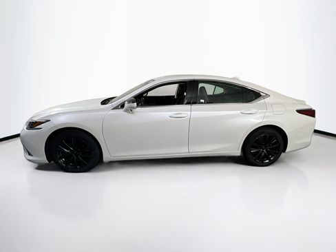 Used 2021 Lexus ES 250 w/ Accessory Package 2 AWD/4WD image 8
