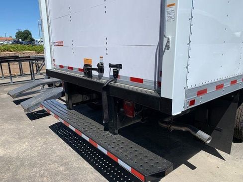 New 2025 GMC Savana 3500 Extended w/ Power Convenience Package image 7