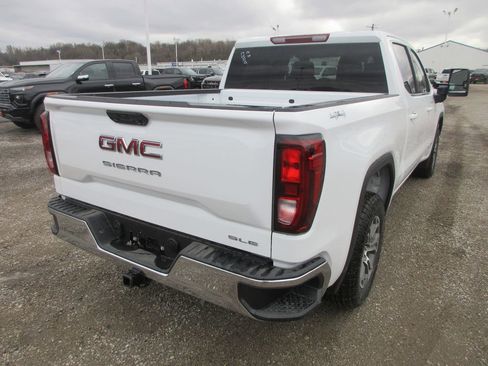 New 2026 GMC Sierra 1500 SLE w/ Max Trailering Package AWD/4WD image 5
