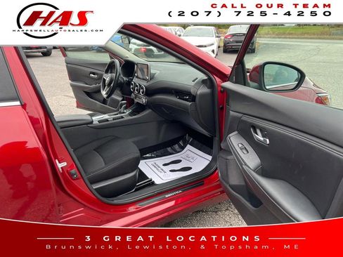 Used 2022 Nissan Sentra SV image 11