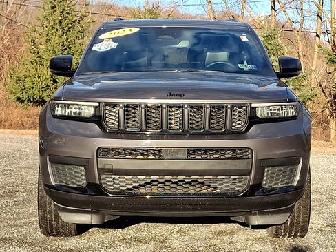 Certified 2023 Jeep Grand Cherokee L Altitude image 2