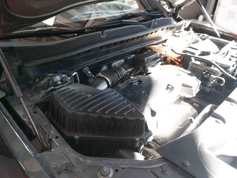 Used 2020 Chevrolet Blazer LT image 32