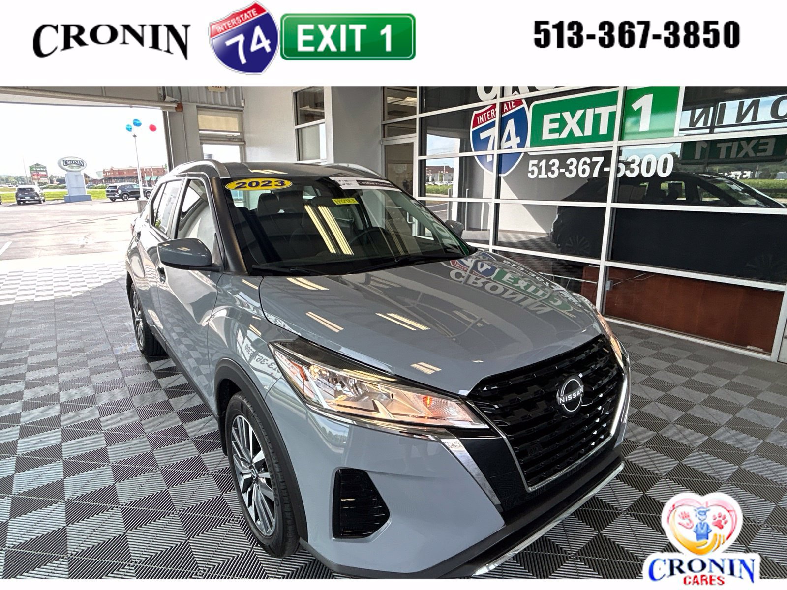 Used 2023 Nissan Kicks SV FWD image 1