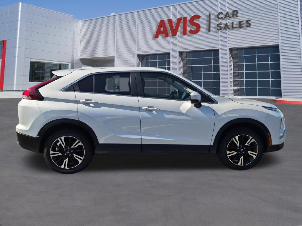 Used 2025 Mitsubishi Eclipse Cross SE AWD/4WD image 5