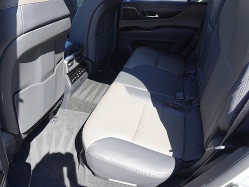 Used 2025 Lexus LX 700h Overtrail image 24