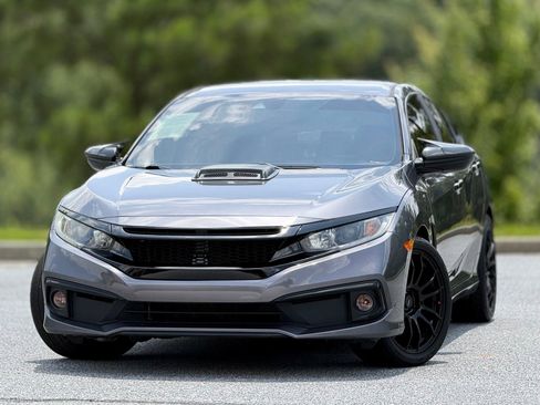 Used 2019 Honda Civic Sport image 2