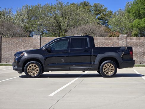 Certified 2023 Honda Ridgeline Sport image 2