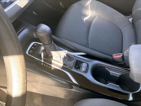 Used 2020 Toyota Corolla LE w/ Carpet Mat Package (TMS) image 15