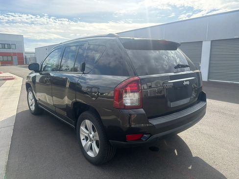 Used 2014 Jeep Compass Sport w/ Power Value Group FWD image 4