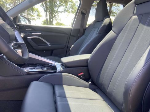 New 2025 Audi Q5 Premium Plus image 17