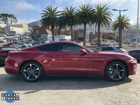 Used 2020 Ford Mustang Coupe image 3