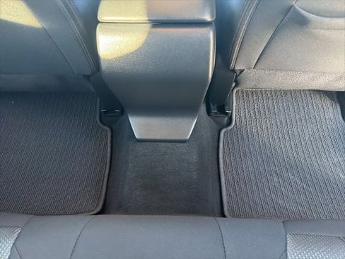 Used 2023 Subaru Crosstrek 2.0i image 14