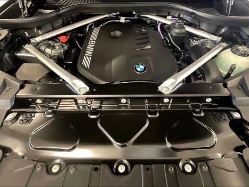 Used 2026 BMW X5 sDrive40i w/ Climate Comfort Package RWD image 16