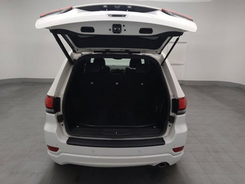Used 2019 Jeep Grand Cherokee Altitude RWD image 29