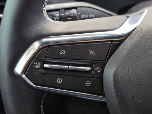 Certified 2026 Chevrolet Traverse LT w/ Enhanced Driving Package image 35