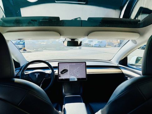 Used 2022 Tesla Model 3 Long Range image 7