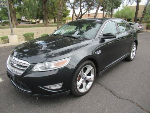 Used 2010 Ford Taurus SHO AWD/4WD image 2