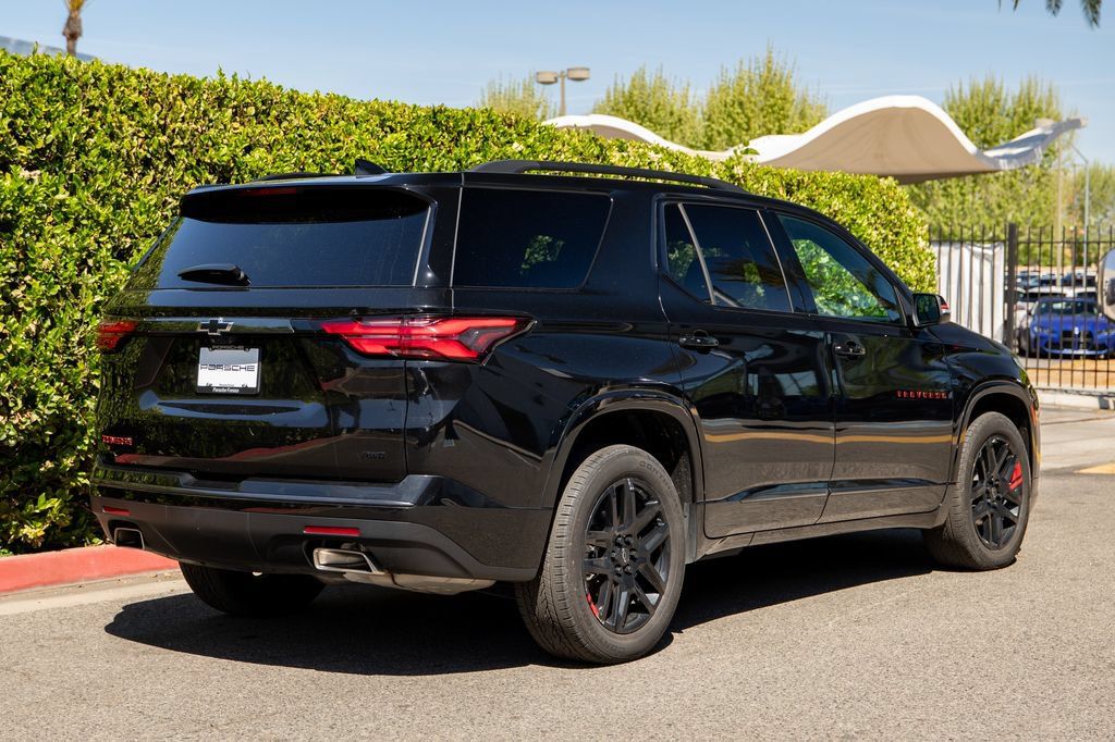 Used 2023 Chevrolet Traverse Premier w/ Redline Edition AWD/4WD image 7